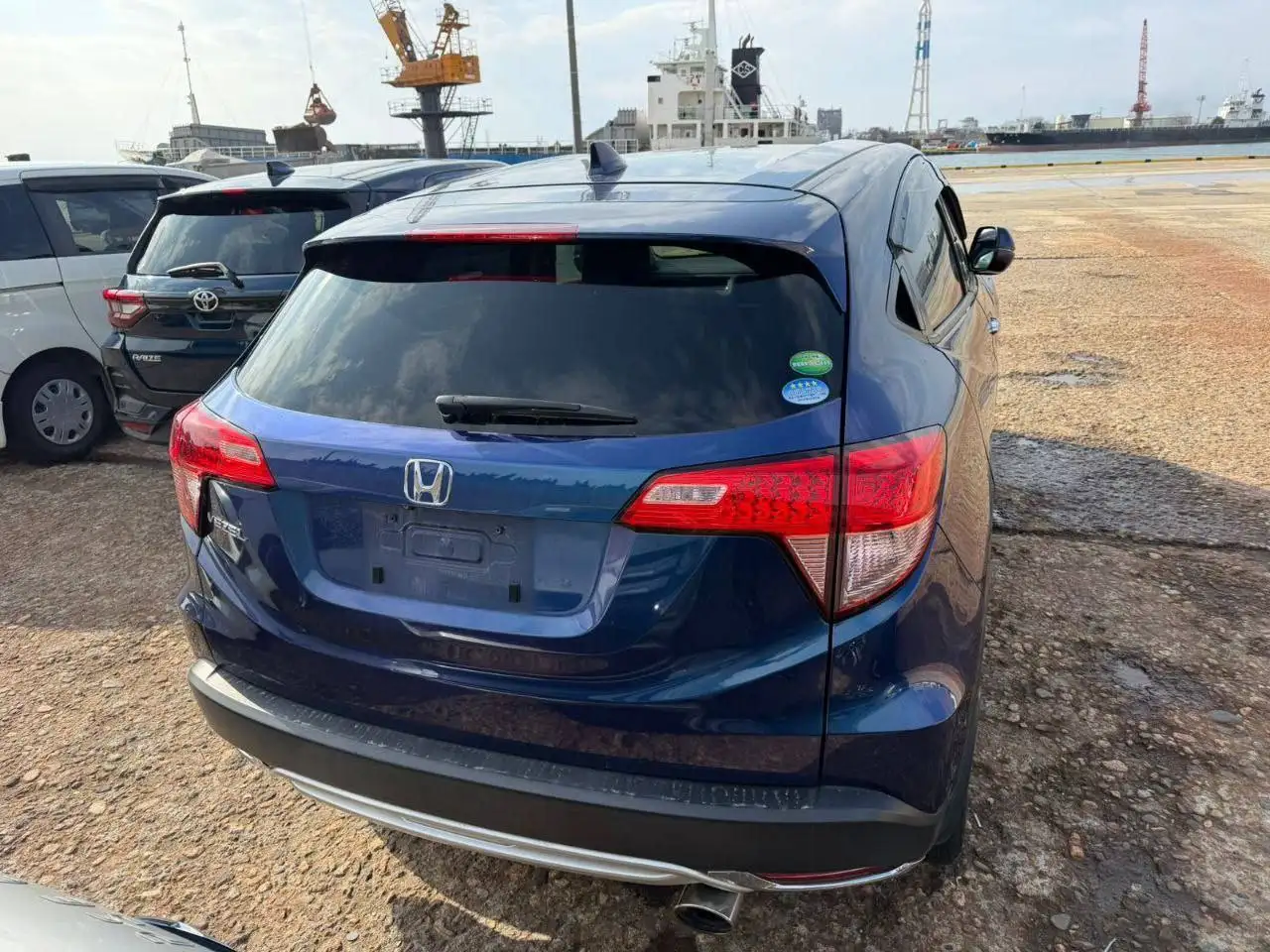 HONDA VEZEL 2016 г - Легковые автомобили (Авто) в Владивосток