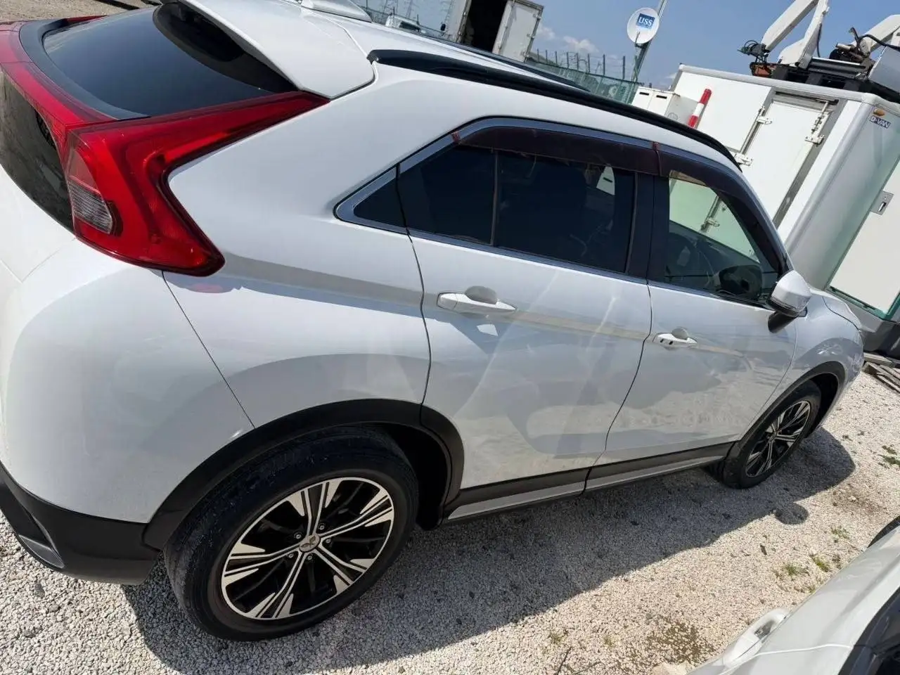 Mitsubishi Eclipse Cross 2018 года - Авто в Владивосток