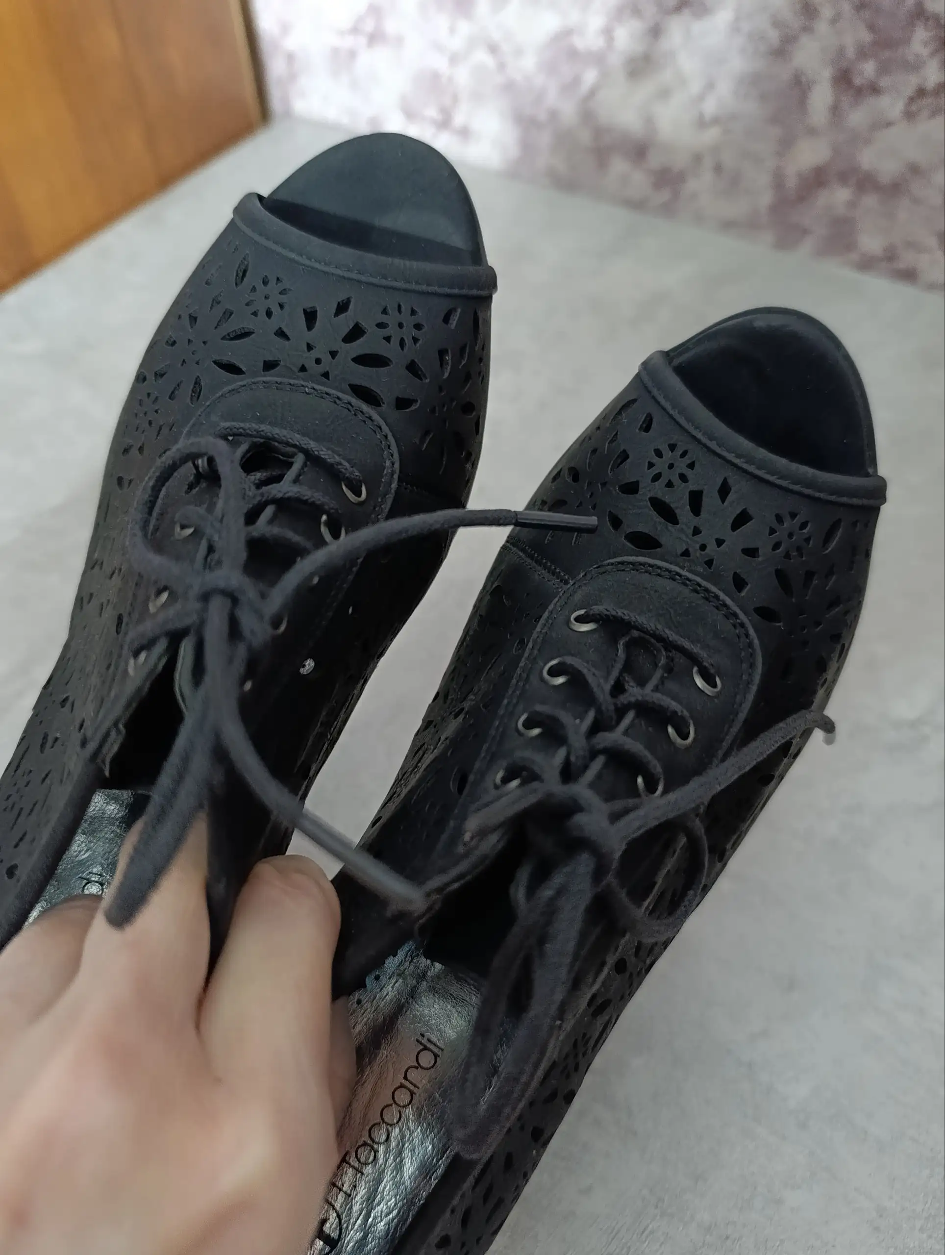 Босоножки кожаные с каблуком 10см, стелька 26см - Обувь (Одежда) в Ангарск