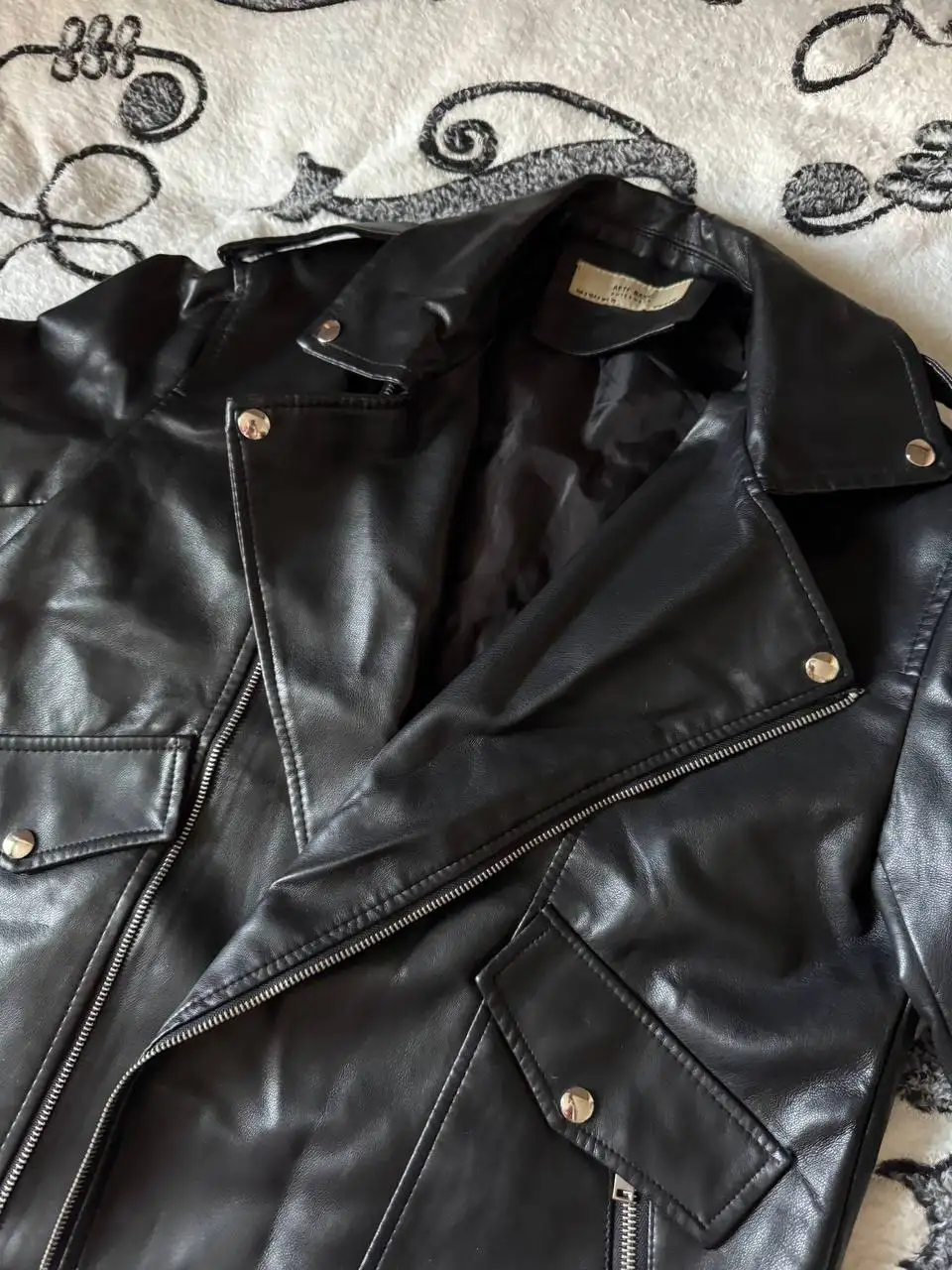 Продажа женской одежды размеры 40-46 - Одежда в Ангарск