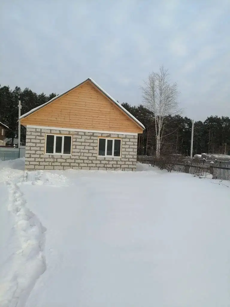 Продам дом в центре Мегета - Дома (Недвижимость) в Мегет