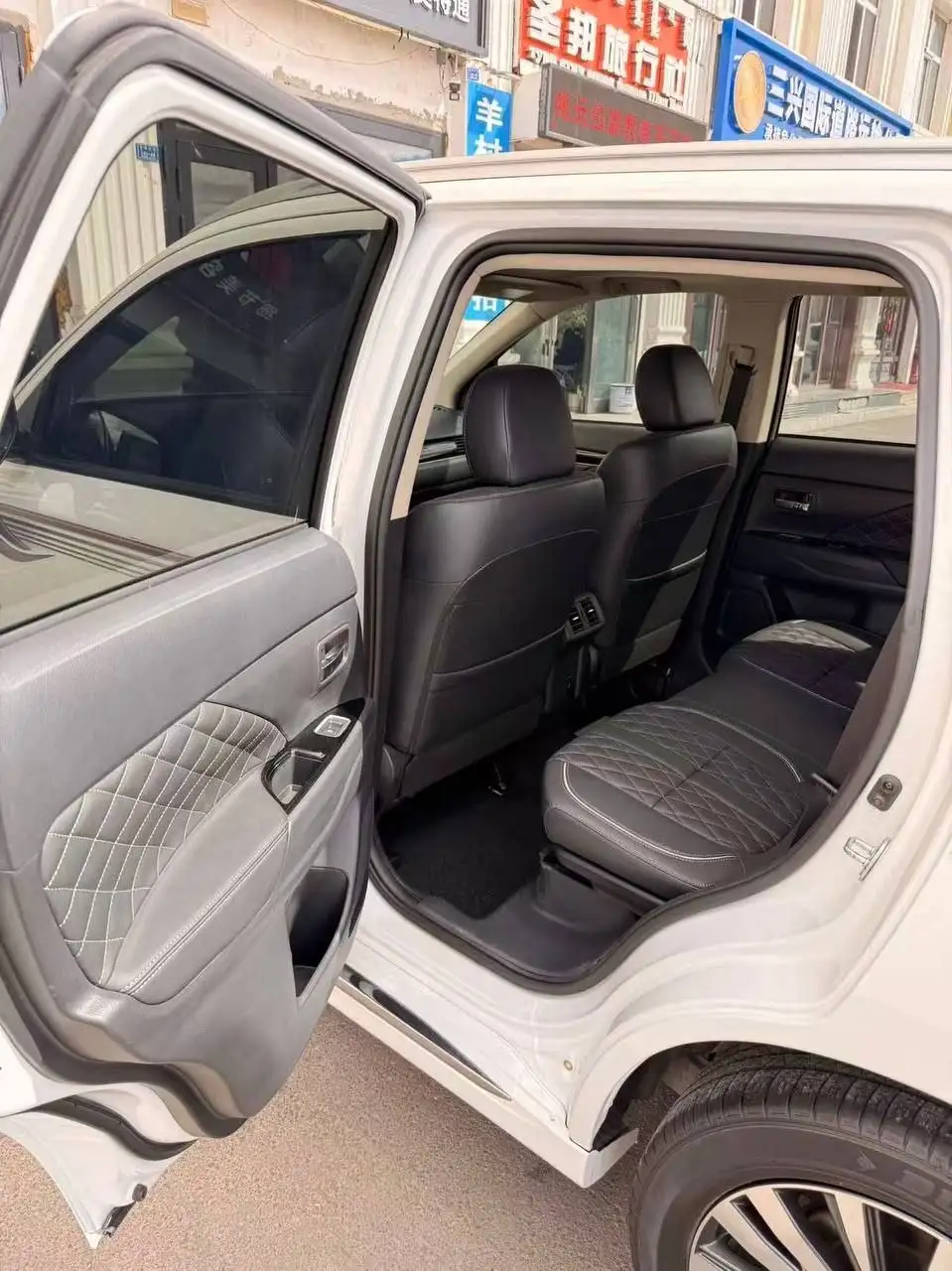 Продажа Mitsubishi Outlander 2021 - Легковые автомобили (Авто) в Иркутск