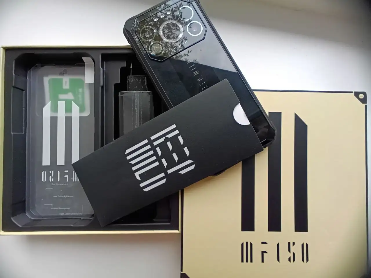 Продам новый смартфон IIIF150 Ultra+ - Электроника в Ангарск