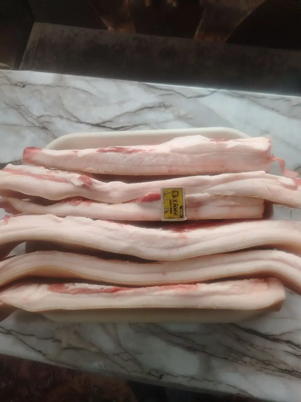 Продам свежее домашнее сало - Еда в Ангарск