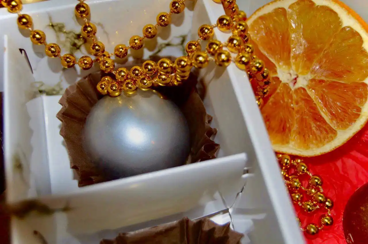 Бельгийский шоколад с праздничным дизайном