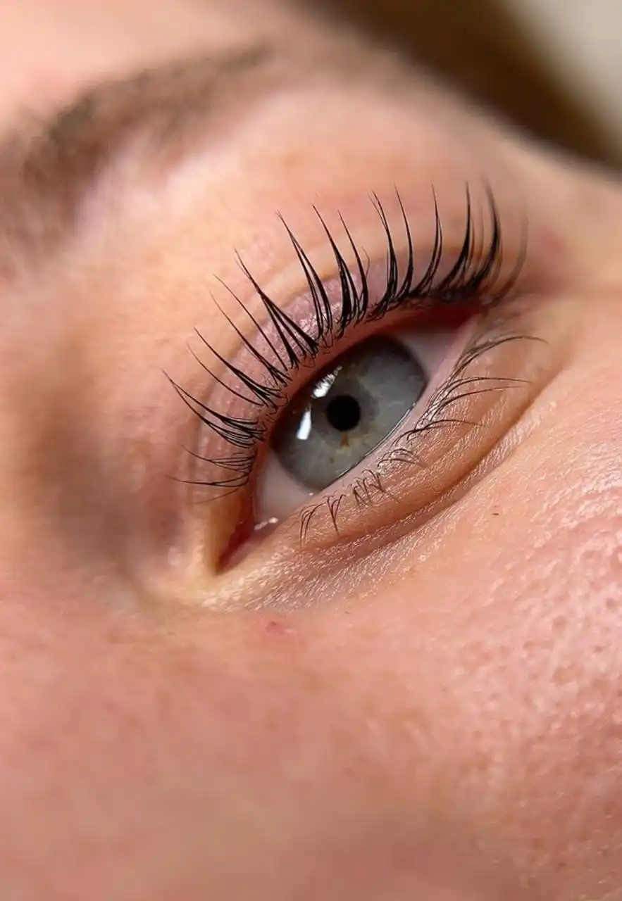 Услуги мастера-бровиста и ламимейкера