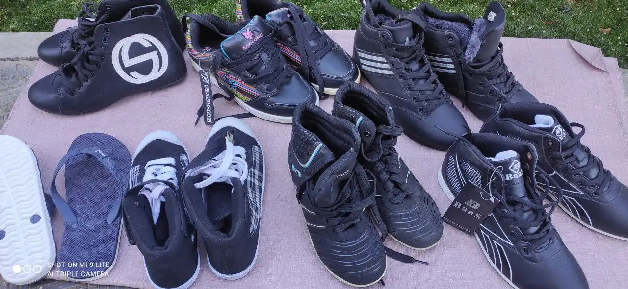 Продажа новой обуви 35-36 размер