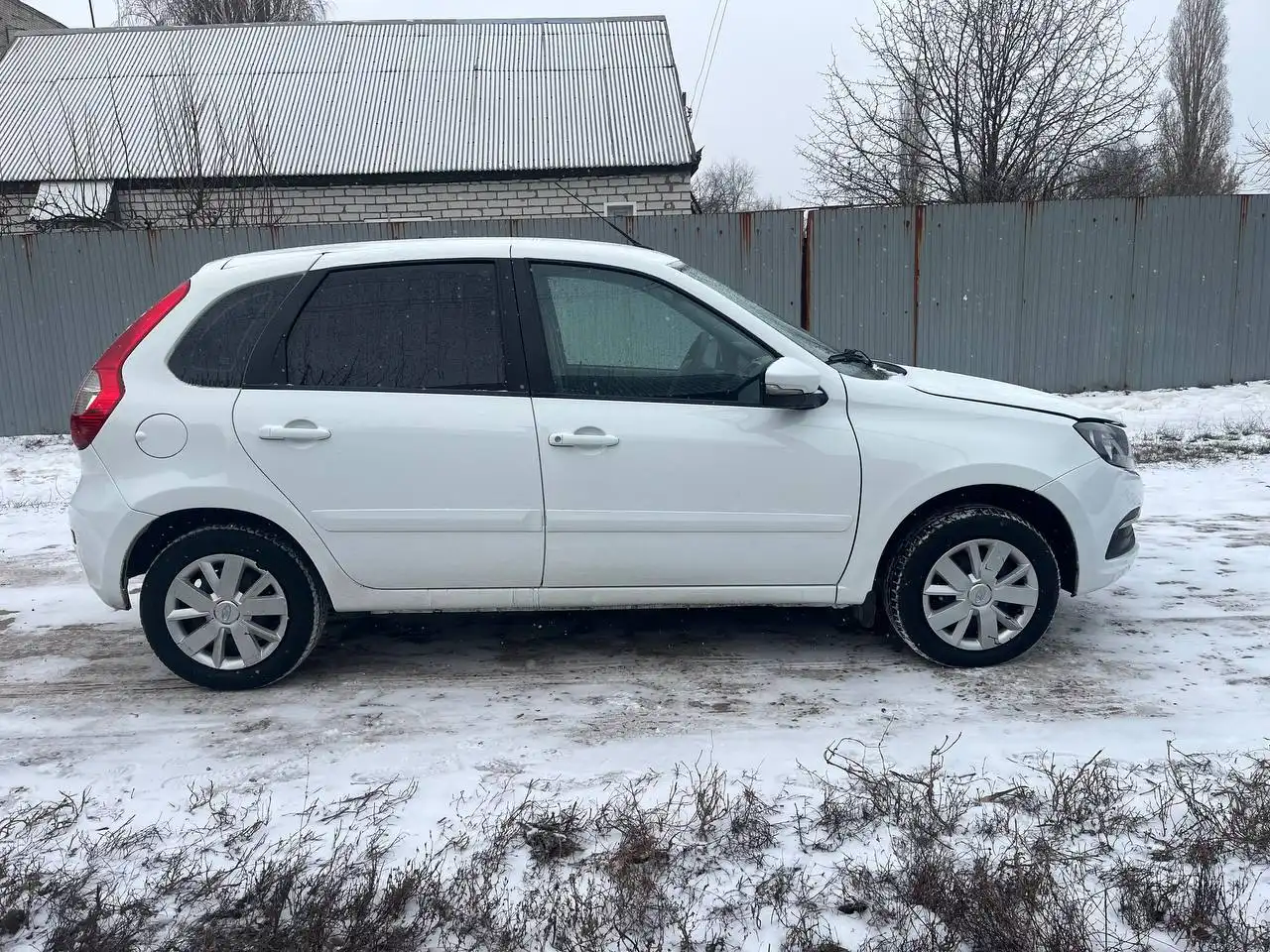 Продажа автомобиля 2019 года в отличном состоянии