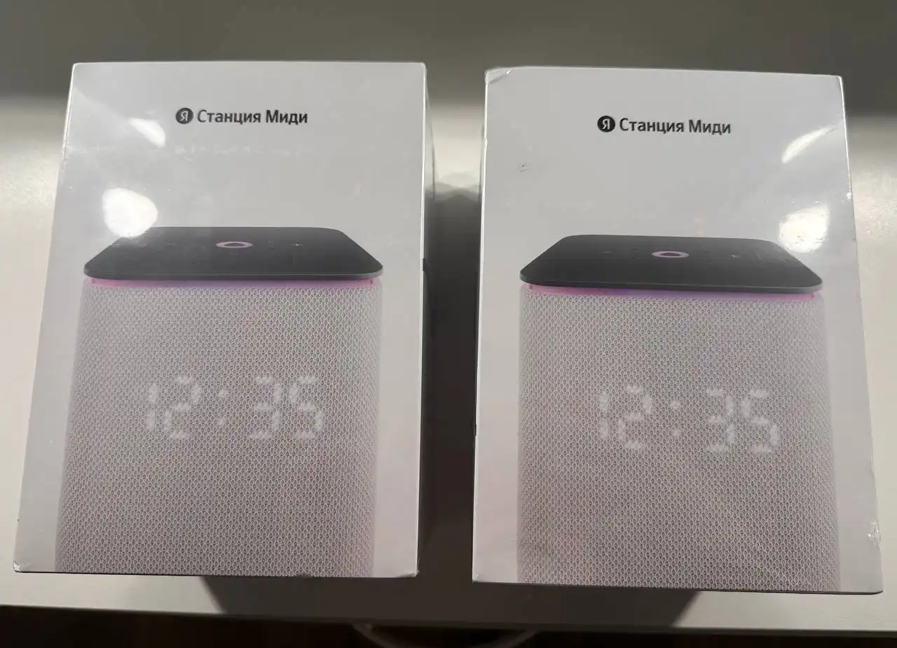 Умная колонка Яндекс Станция Миди с Алисой на YandexGPT