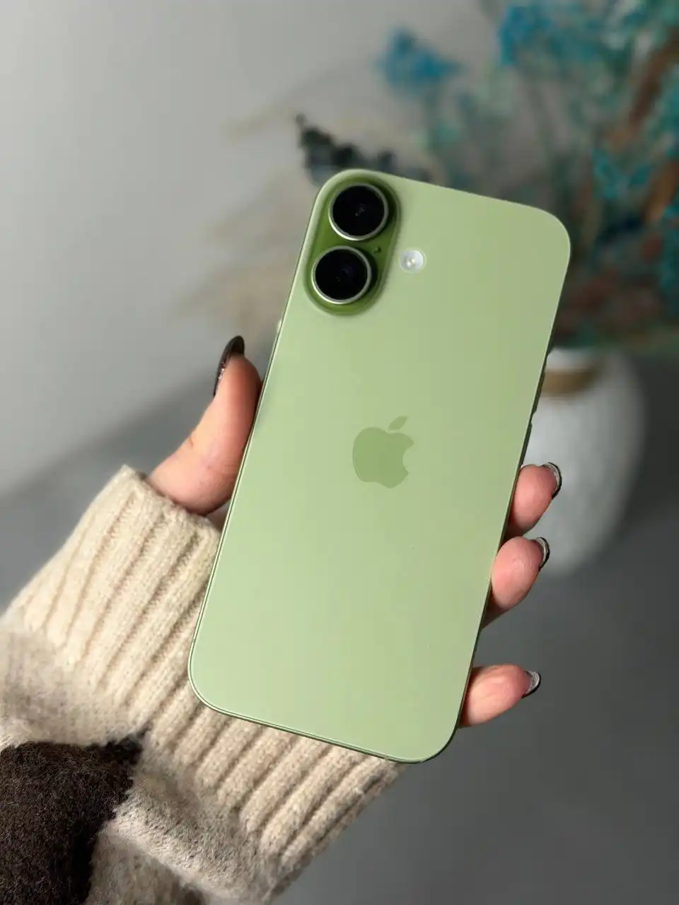 iPhone 17 Sage 256Gb - Смартфоны (Электроника) в Саратов