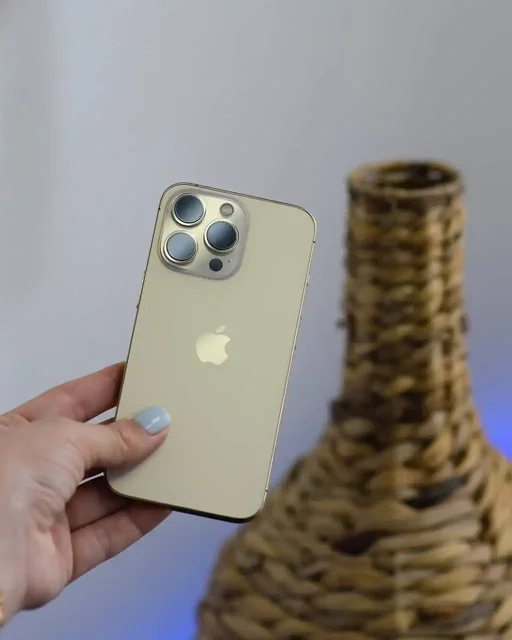 iPhone 13 Pro Gold 256Gb с гарантией и доставкой - Смартфоны в Саратов