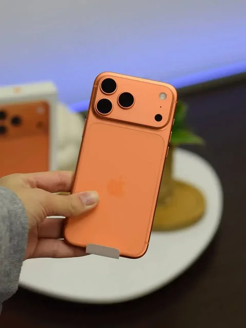 iPhone 17 Pro Max Cosmic Orange 256Gb - Электроника в Саратов