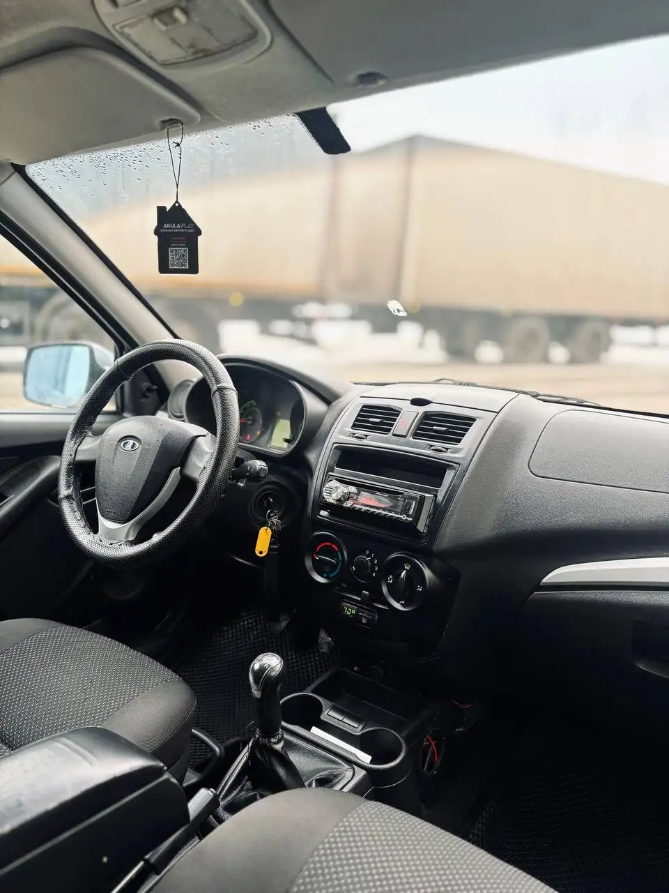 Продам автомобиль Lada Kalina 2013 г.в. - Легковые автомобили (Авто) в Саратов