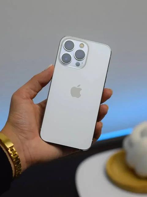 iPhone 13 Pro Silver 256Gb с гарантией и доставкой - Электроника в Саратов