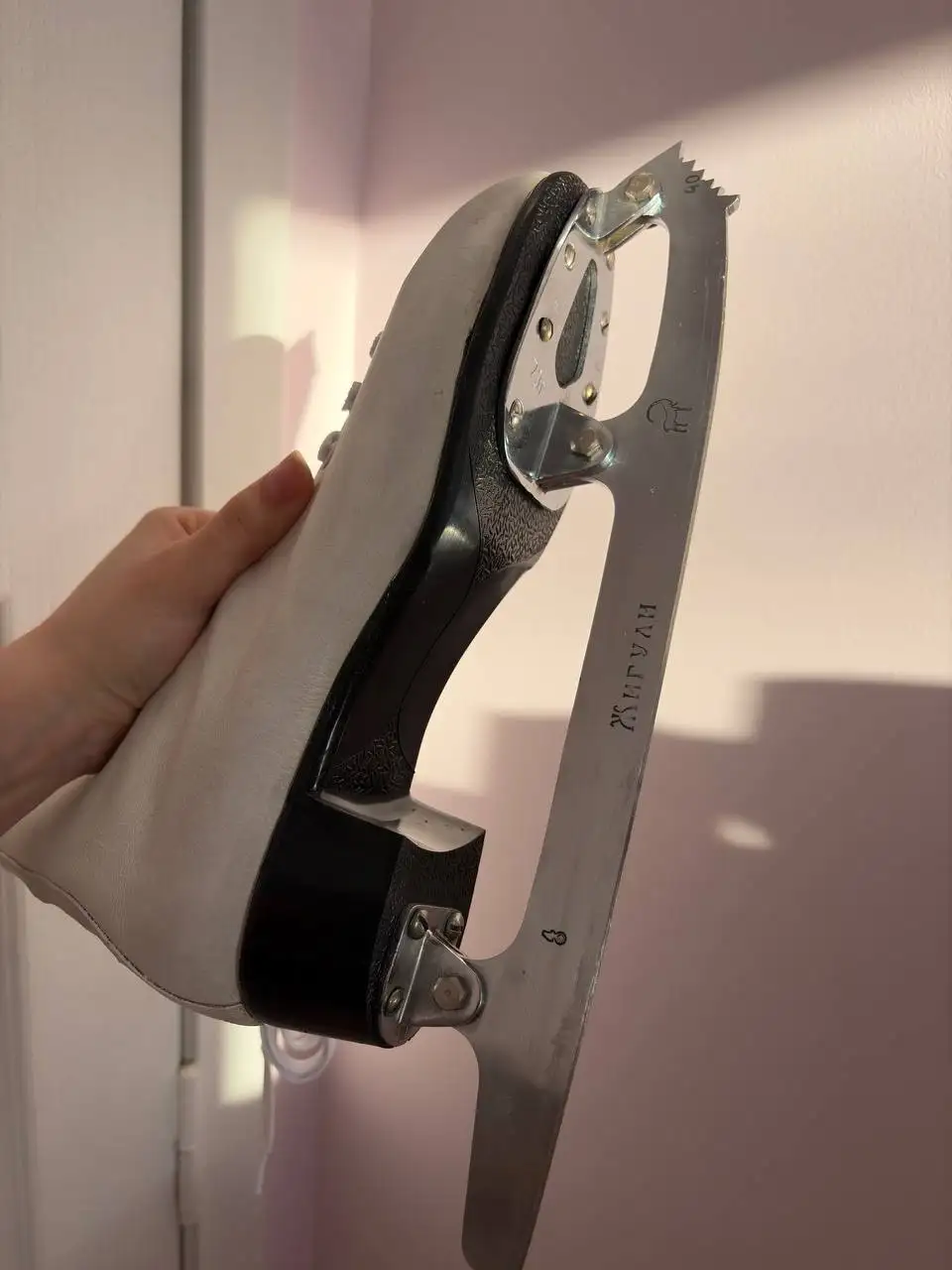 Винтажные фигурные коньки Botas размер 39 - Спортивный инвентарь (Барахолка) в Энгельс