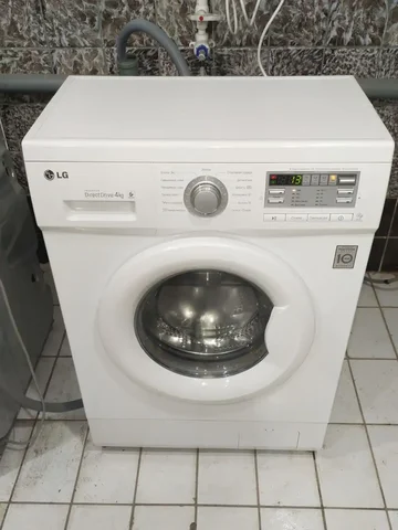 Стиральная машина LG 4 кг с инверторным двигателем - Для дома и дачи в Саратов