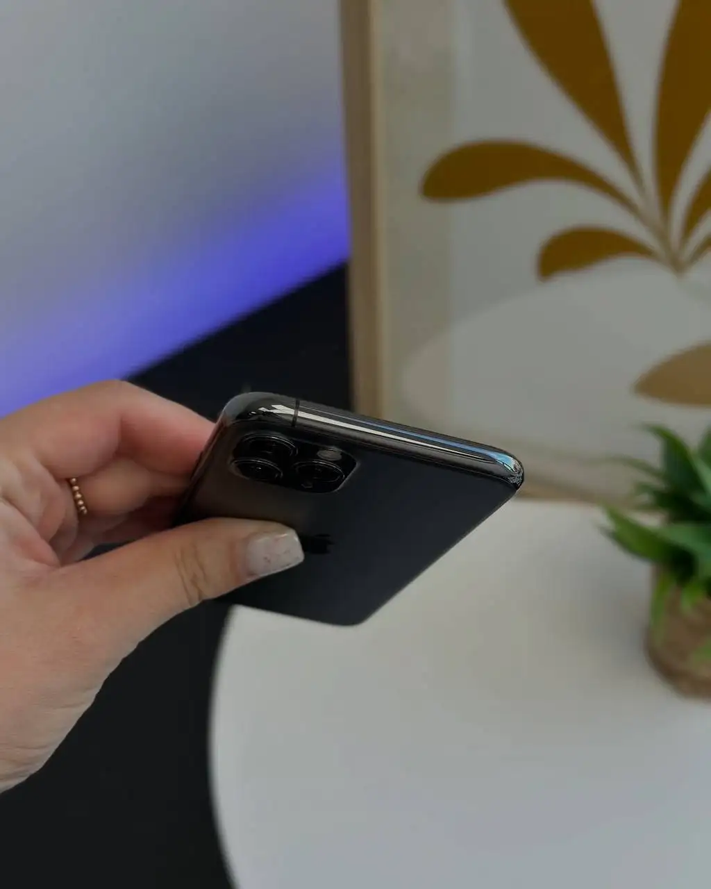 iPhone 11 Pro Space 512Gb с гарантией - Смартфоны (Электроника) в Саратов