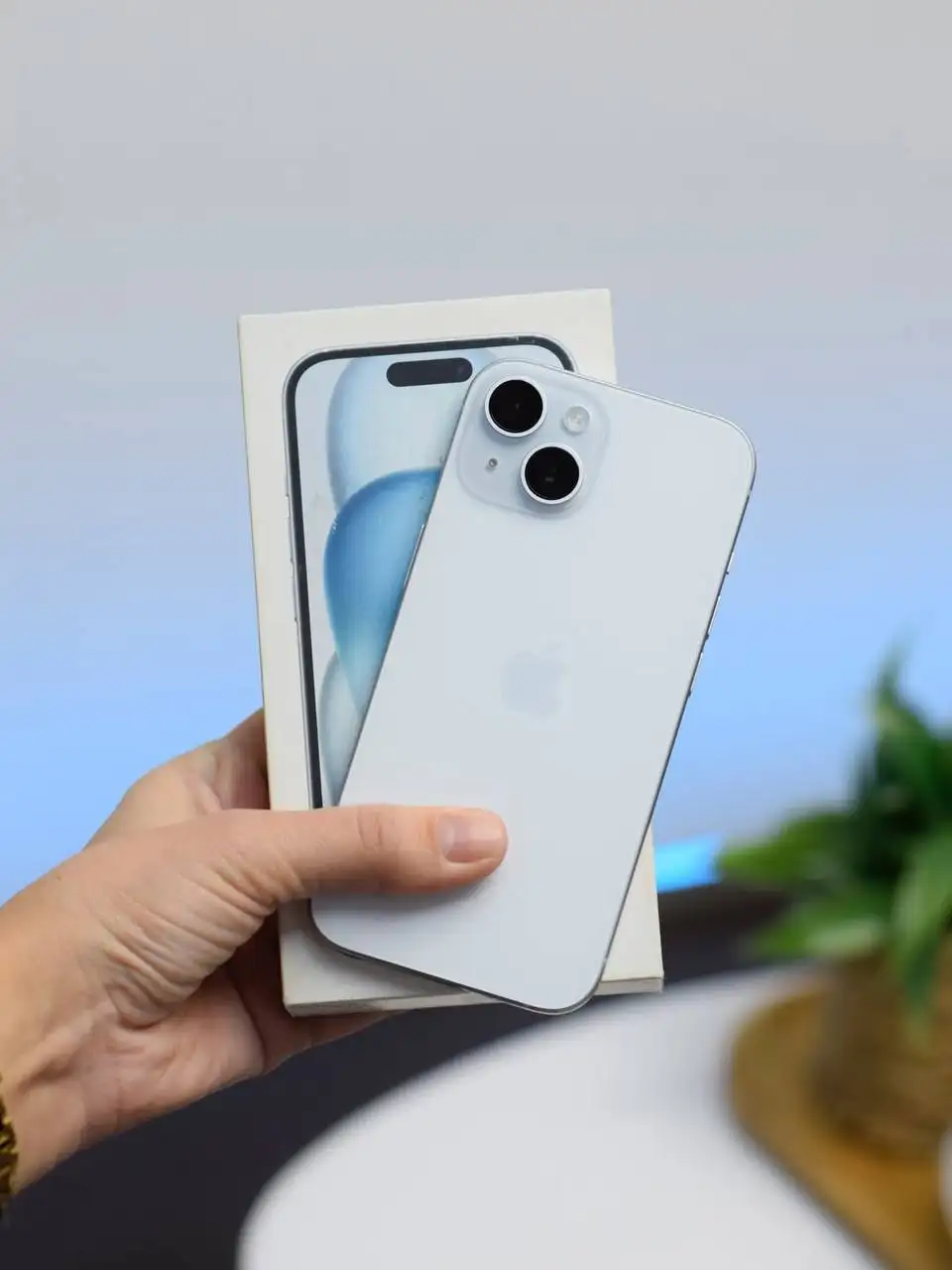 iPhone 15 Blue 512Gb с гарантией и доставкой - Смартфоны (Электроника) в Саратов