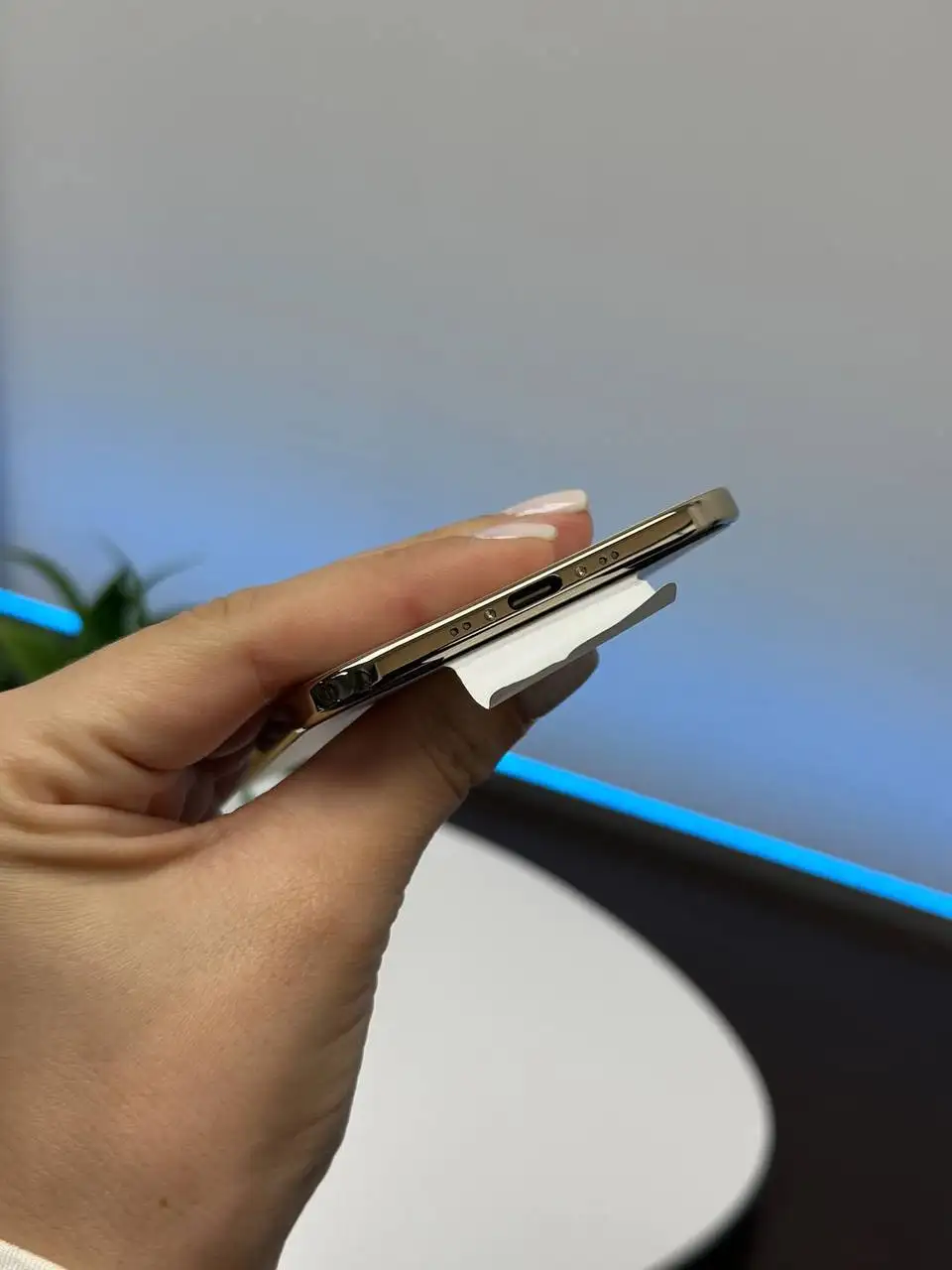 iPhone 17 Air Light Gold 256Gb - Смартфоны (Электроника) в Саратов