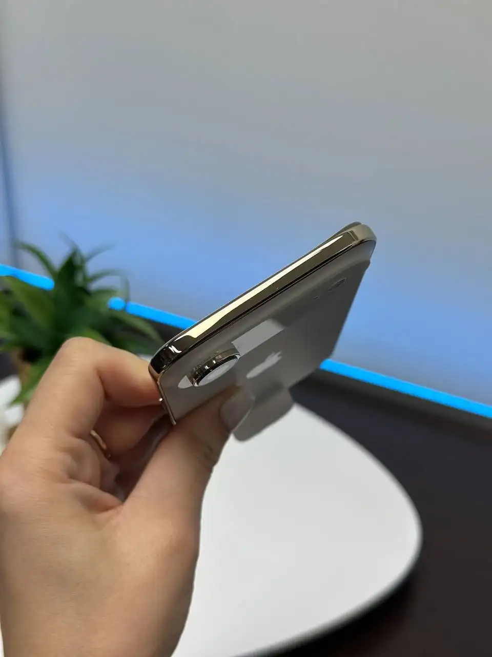 iPhone 17 Air Light Gold 256Gb - Смартфоны (Электроника) в Саратов