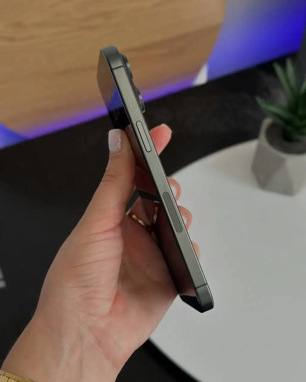 iPhone 15 Pro Max Black Titanium 512Gb - Смартфоны (Электроника) в Саратов