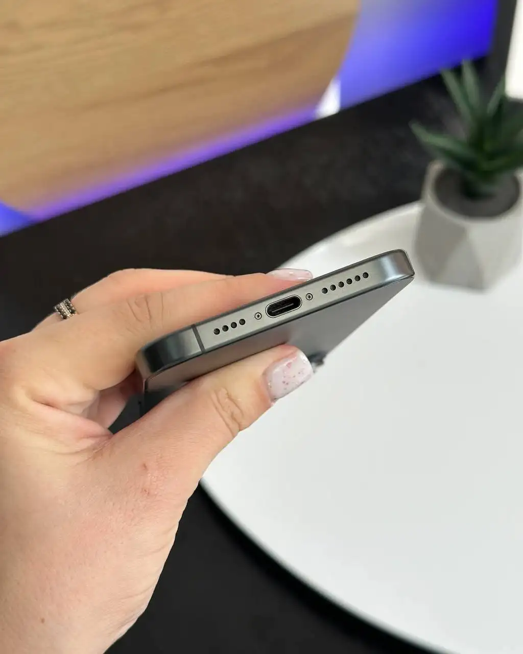 iPhone 15 Pro Max Black Titanium 512Gb - Смартфоны (Электроника) в Саратов