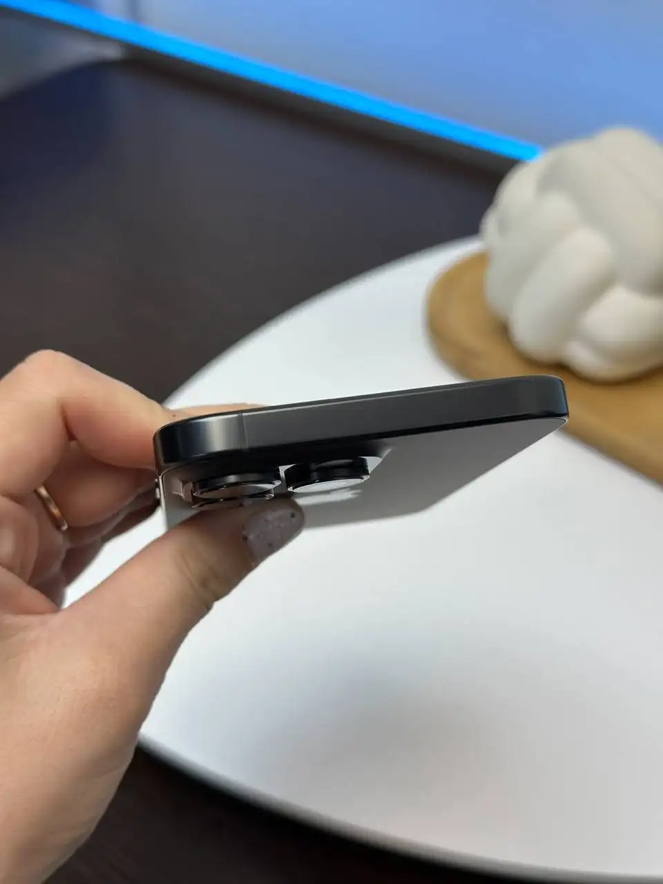 iPhone 16 Pro Max Black Titanium 256Gb - Смартфоны (Электроника) в Саратов