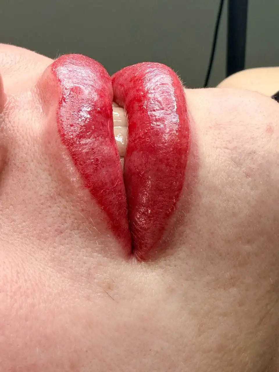 Процедуры коррекции бровей и ресниц, перманентный макияж - Красота (Услуги) в Саратов