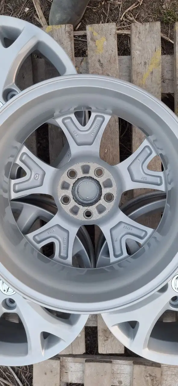 Продажа оригинальных дисков R17 Mazda - Диски и шины (Авто) в Белгород