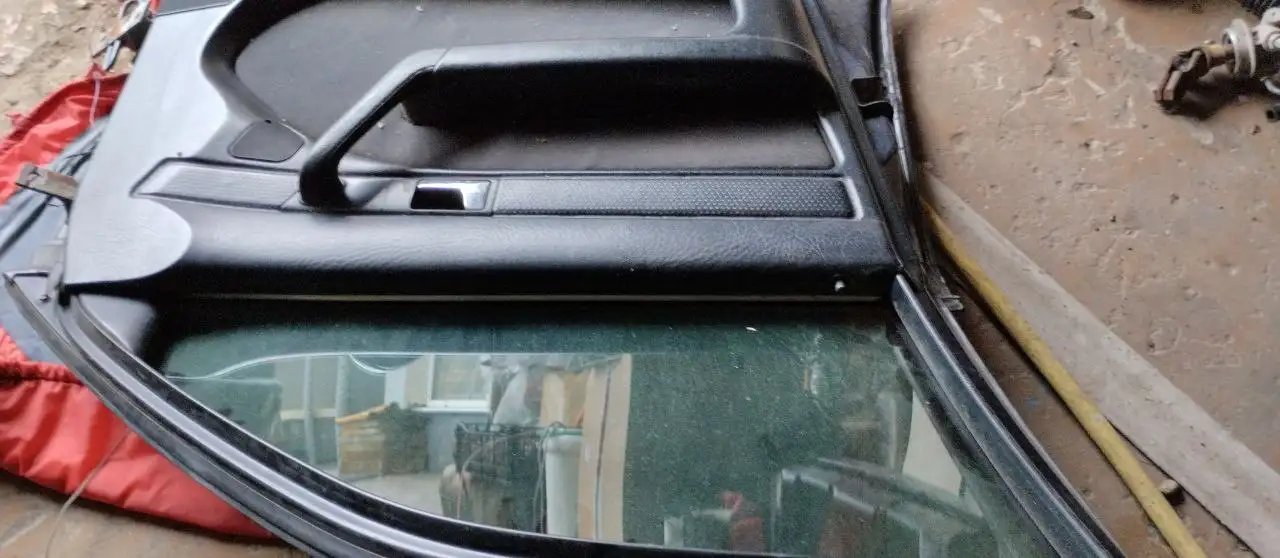 Продам двери в сборе на Ауди А6 С4 - Автомобильные запчасти (Запчасти) в Белгород