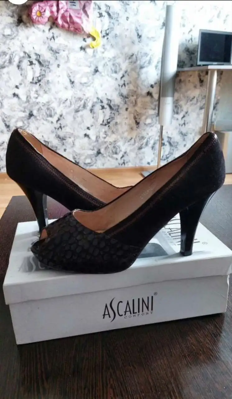 Продам б/у женскую обувь - Женская обувь (Одежда) в Белгород