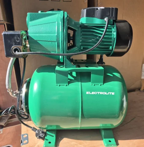 Продам новую насосную станцию 1600 Вт - Кухонные принадлежности в Белгород