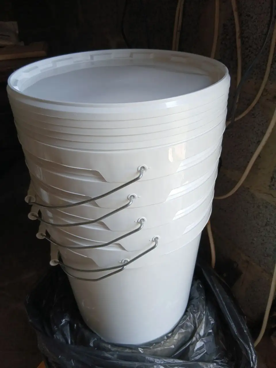 Пищевые ведра с крышкой из-под джема 10 и 15 л - Тара и упаковка (Для дома и дачи) в Белгород