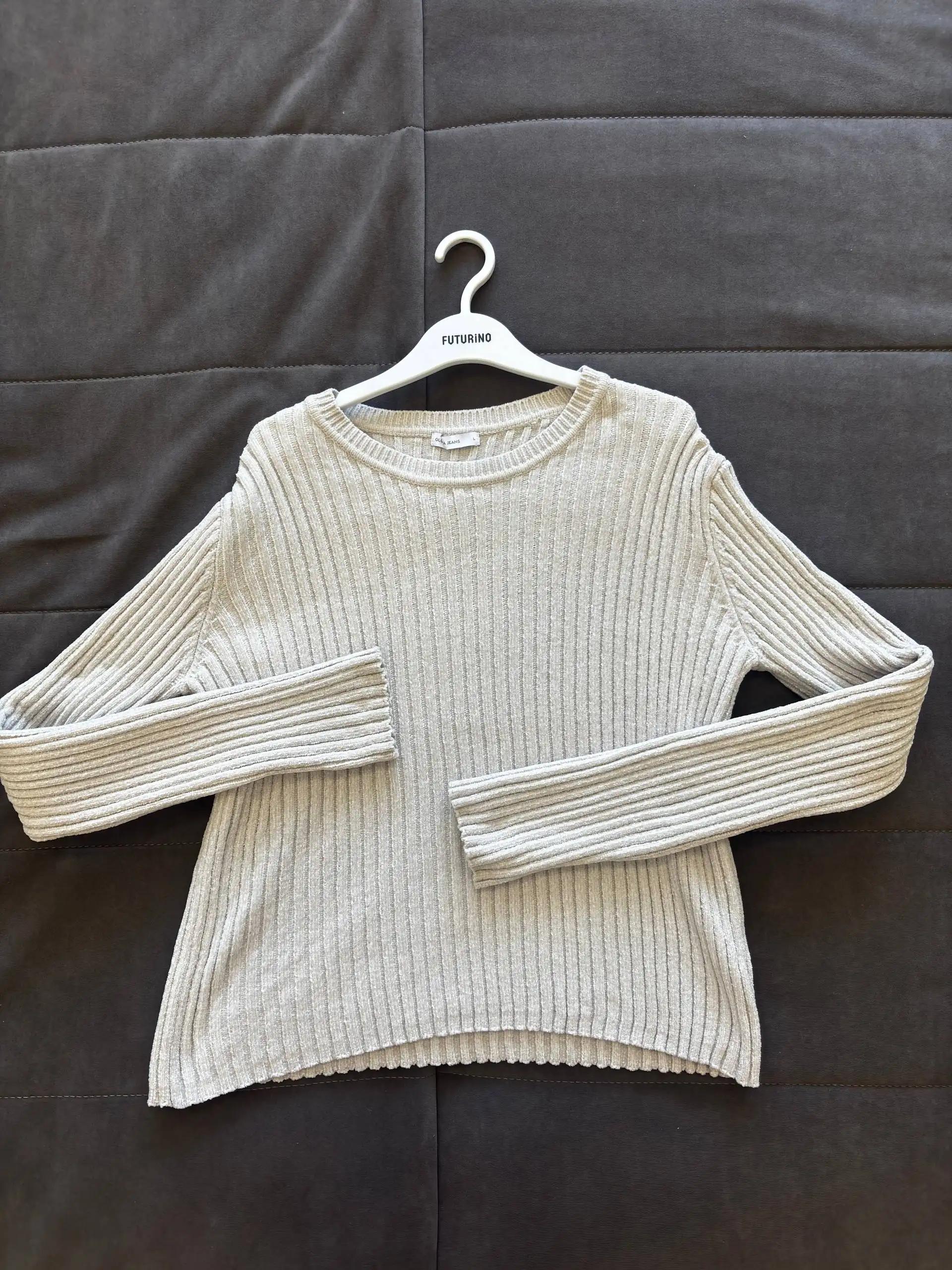 Продажа обуви и одежды - Обувь и одежда (Одежда) в Белгород