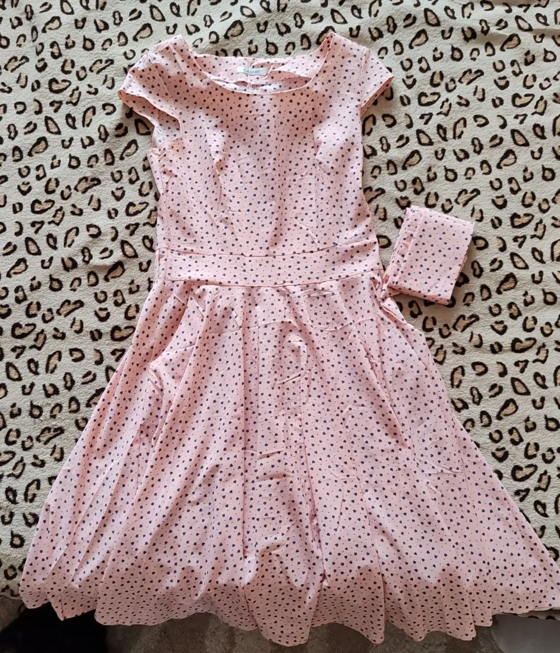 Продам платья размер 40 - Платья (Одежда) в Белгород