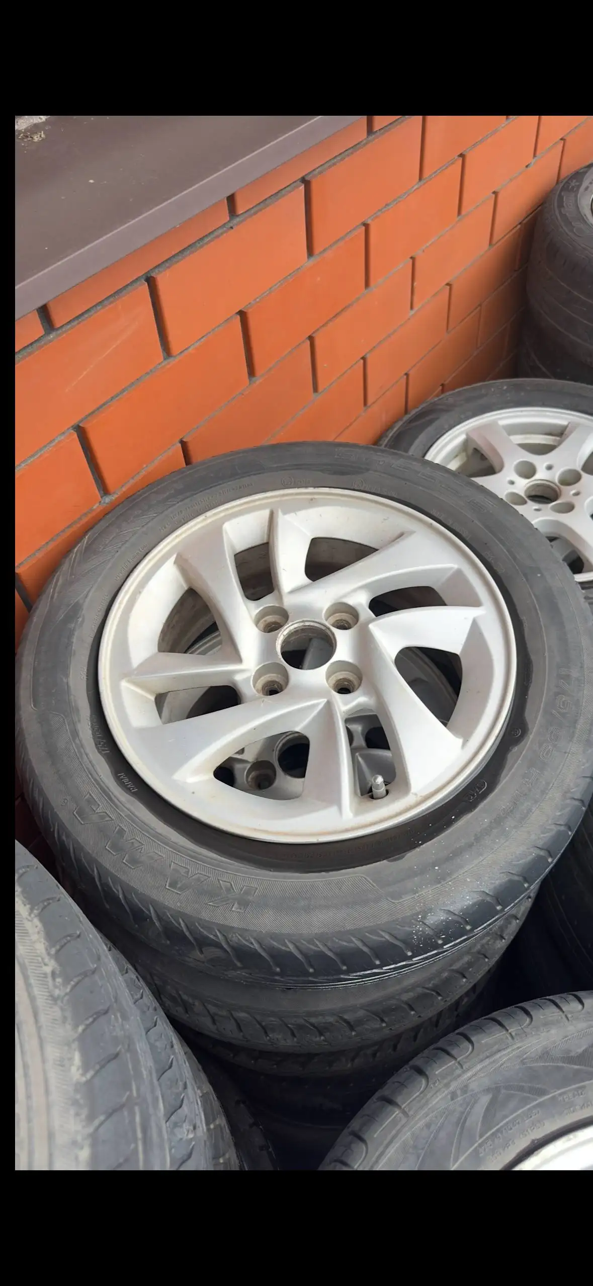 Колеса в сборе, диски и резина R13-R14 для ВАЗ - Шины и диски (Запчасти) в Стрелецкое