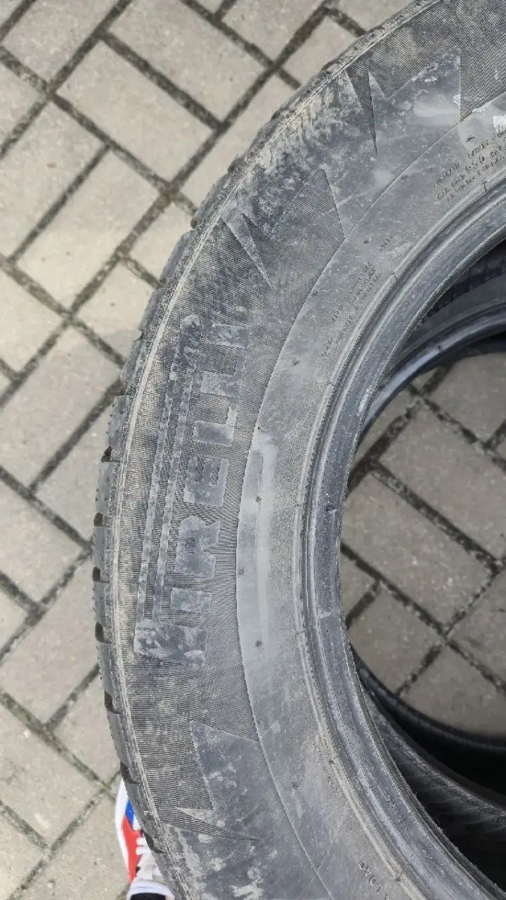 Продам зимнюю резину Pirelli Ice Zero 225/65 R17 - Шины и диски (Авто) в Белгород