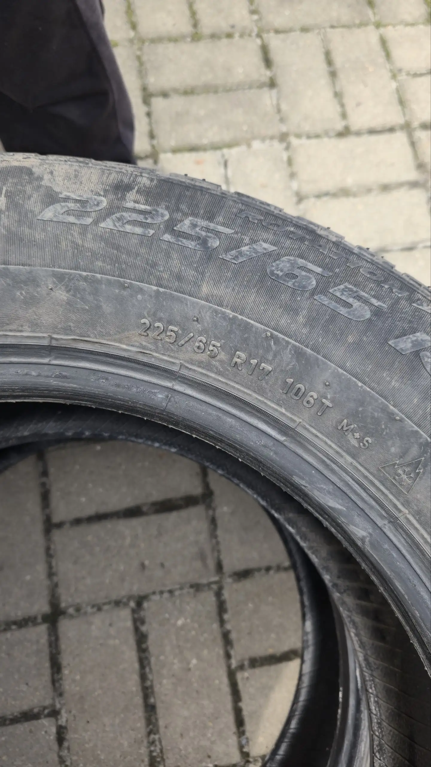 Зимняя резина R17 - Шины (Авто) в Белгород