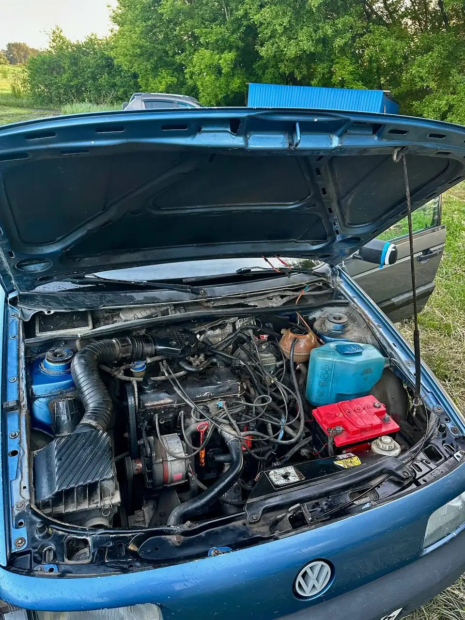 Volkswagen Passat B3 1.8 1992 - Легковые автомобили (Авто) в Белгород