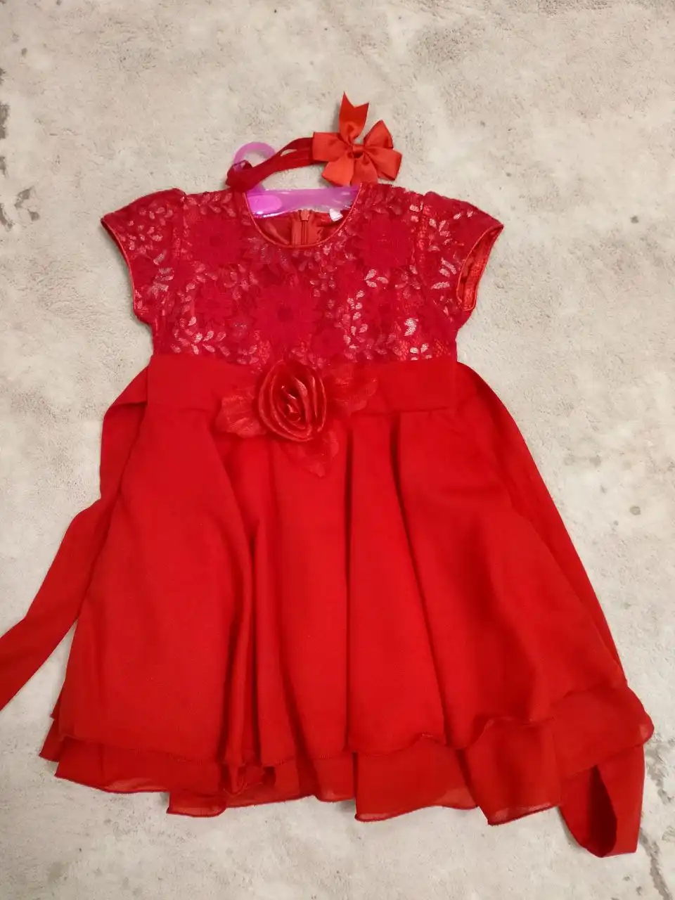 Продажа праздничного платья