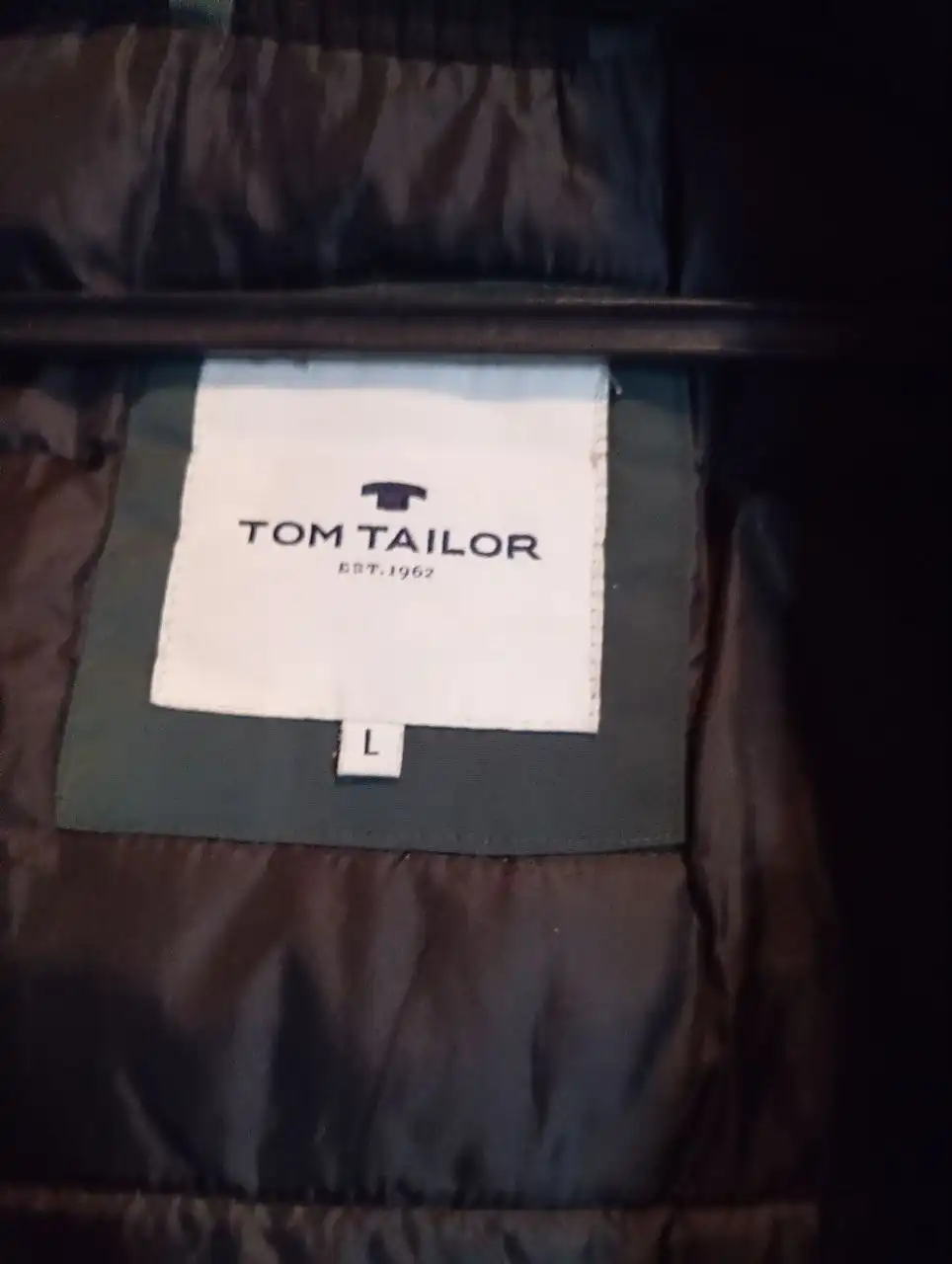 Продается зимний пуховик размер 52-54