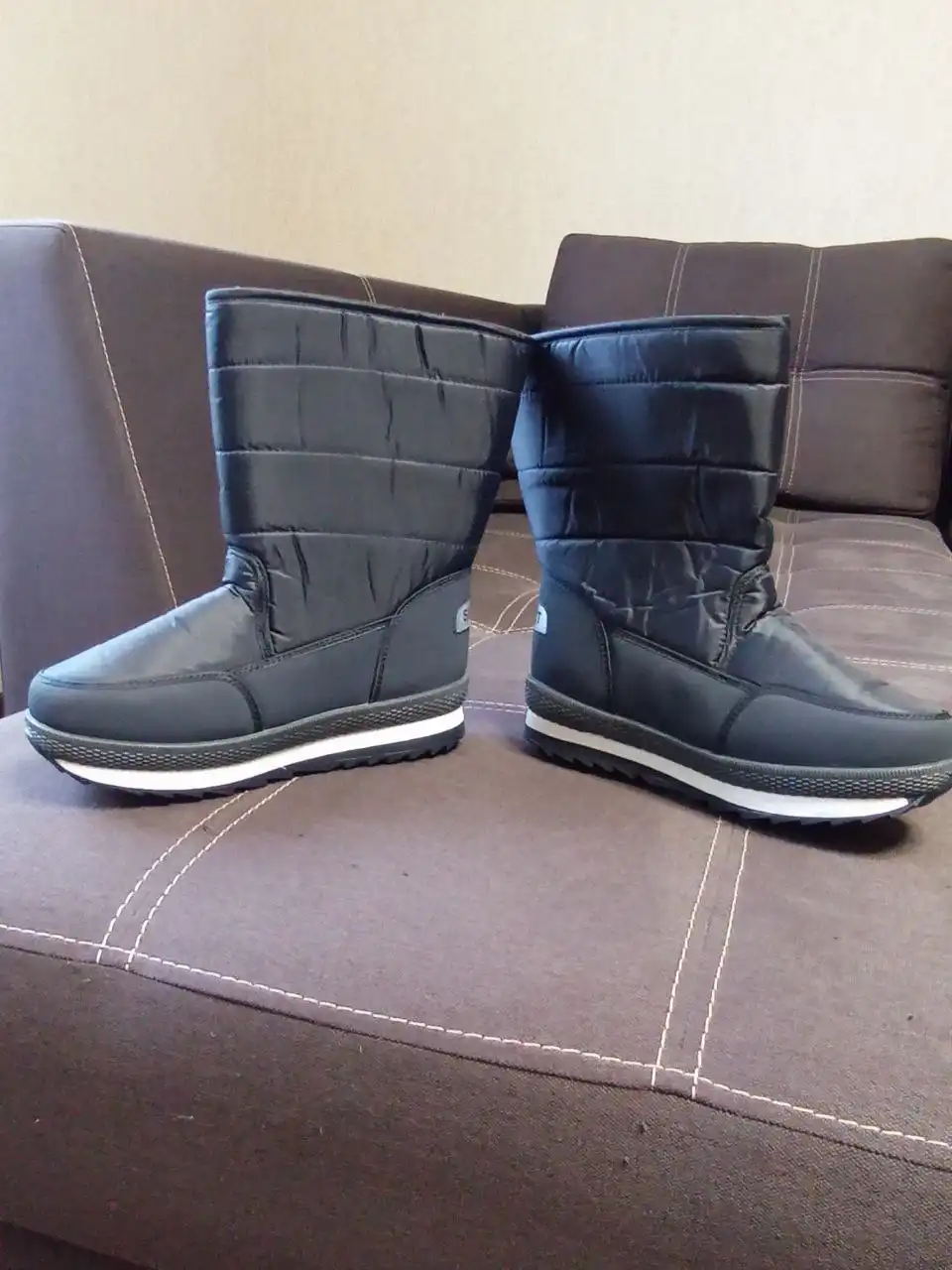 Продажа новых зимних мужских дутиков Аляска 43 размера