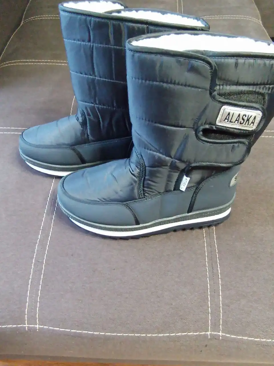 Продажа новых зимних мужских дутиков Аляска 43 размера