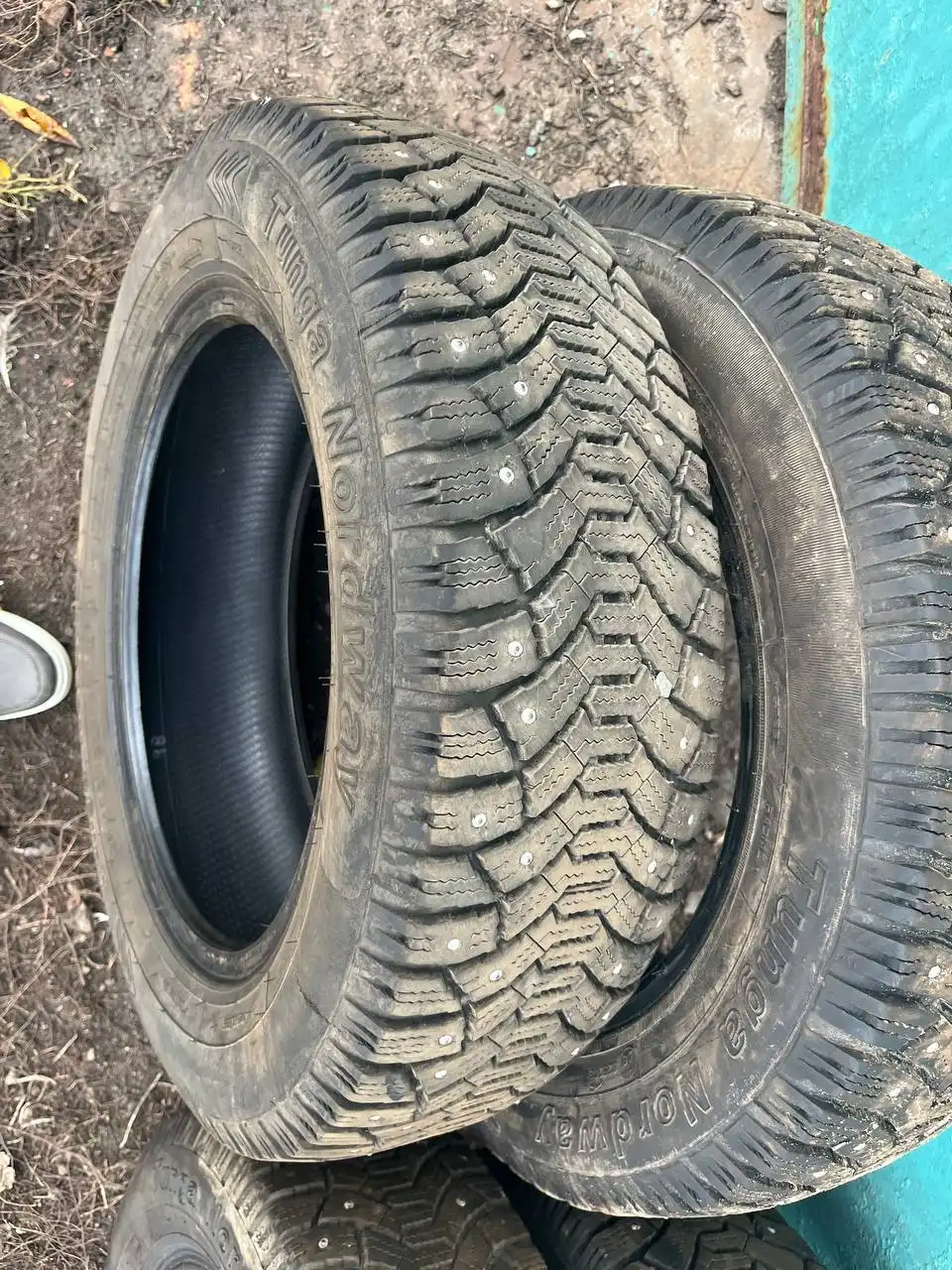 Продам шины Р15