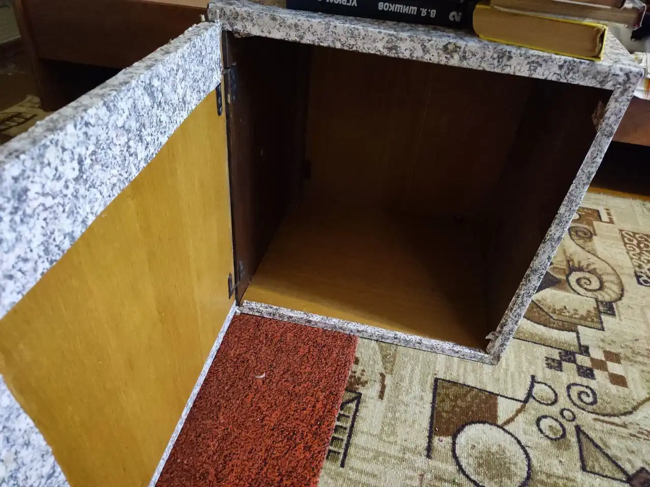 Тумба открывная