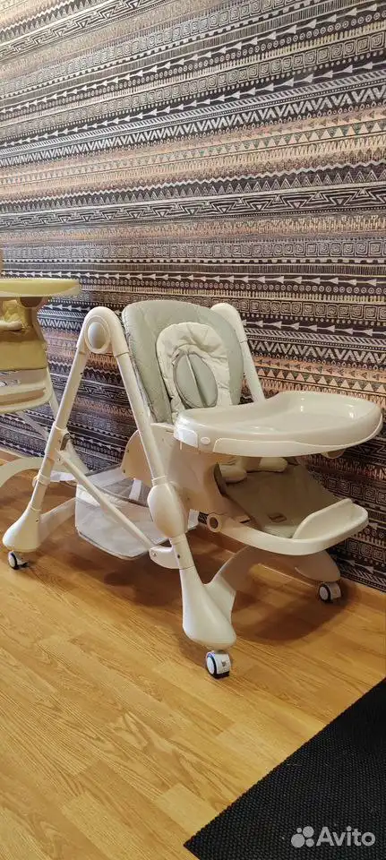 Стул для кормления Carrello б/у