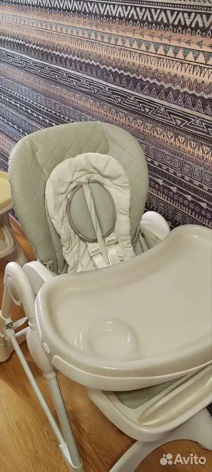 Стул для кормления Carrello б/у