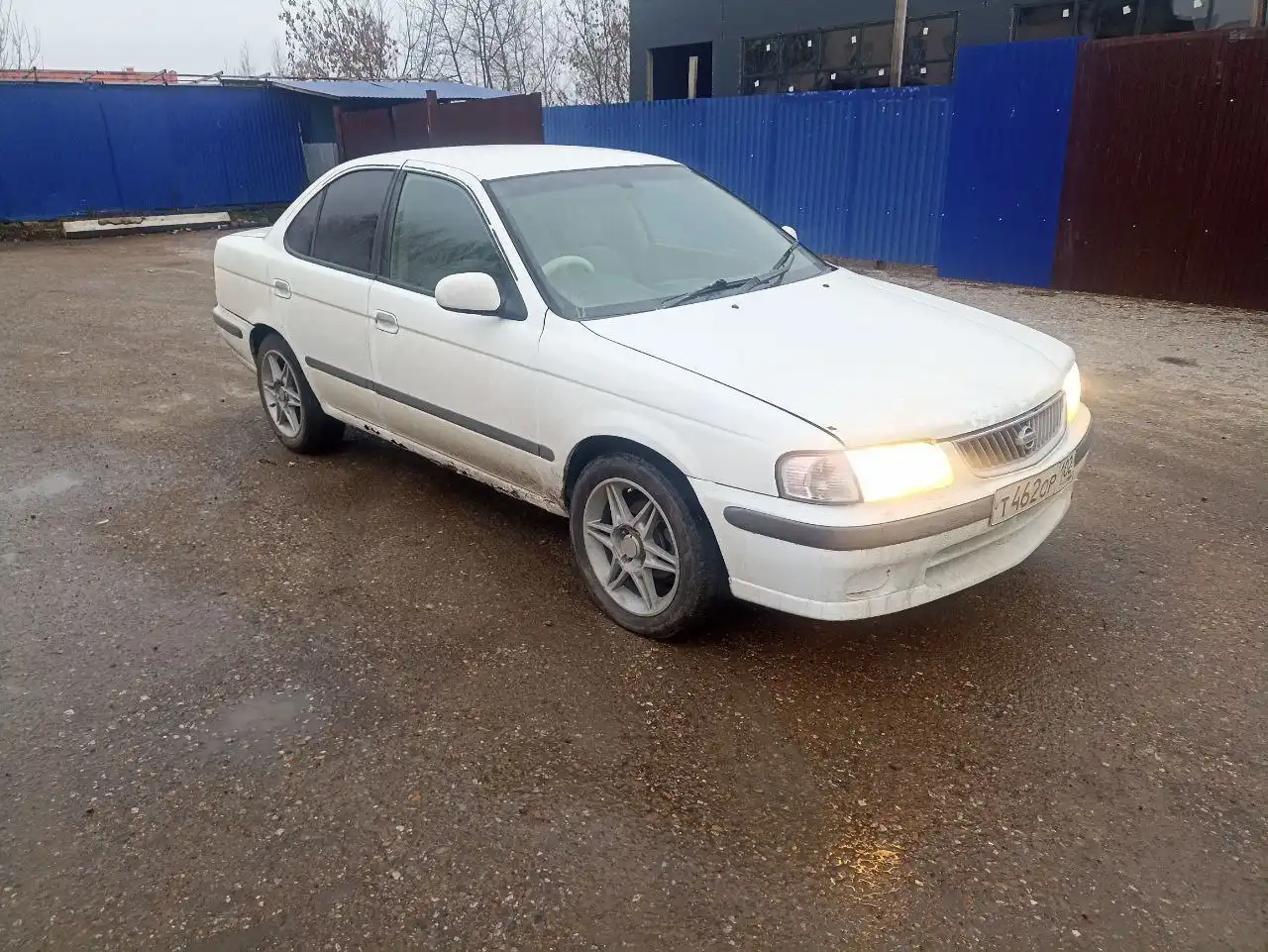 Продажа автомобиля 1999 года с АКПП и дополнительной коробкой передач