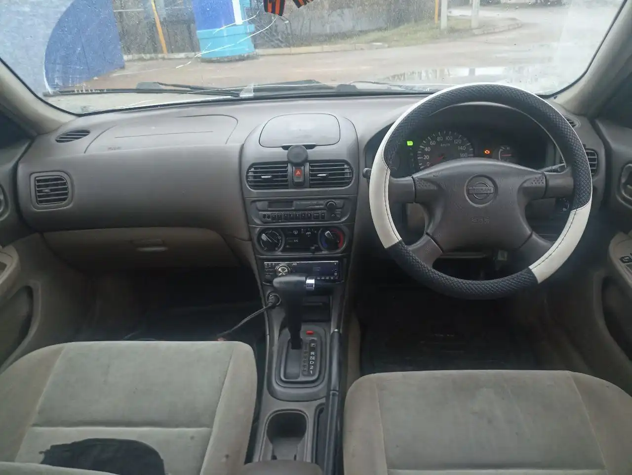 Продажа автомобиля 1999 года с АКПП и дополнительной коробкой передач