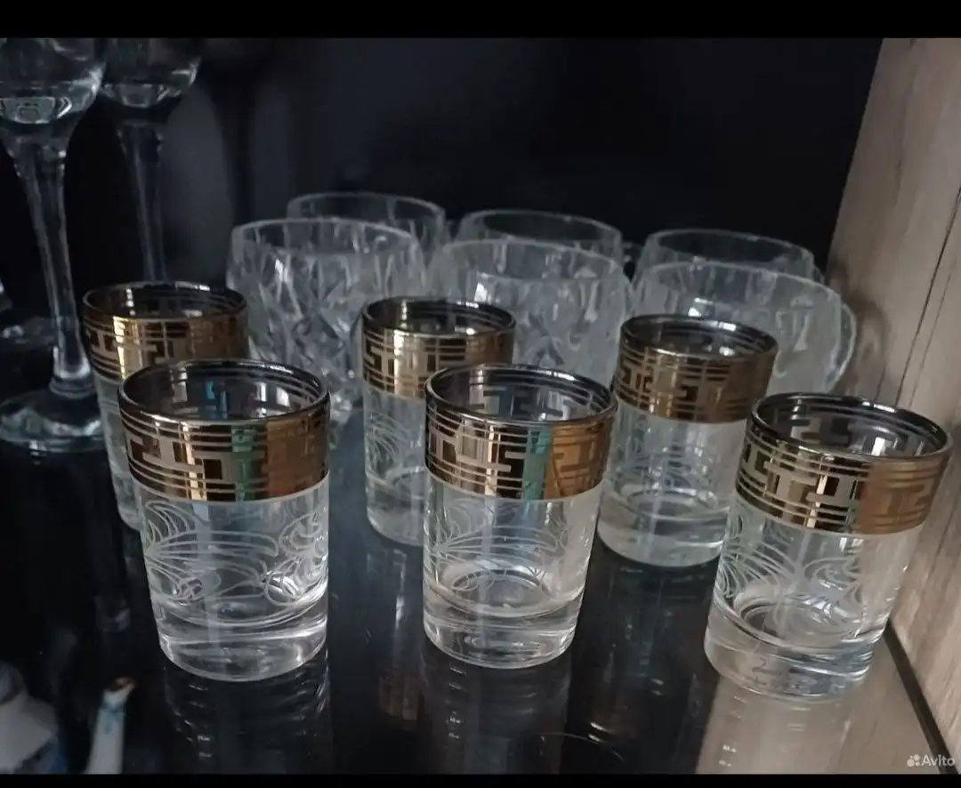 Обмен на кофе и шампанское